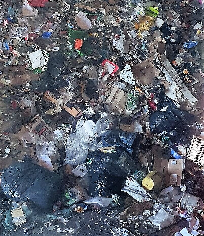Athanor : déchets emballages bruts de collecte